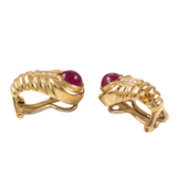 Stecker Ohrclips, 585er Gelbgold mit Diamanten in Princes Schliff und Rubinen Cabochon