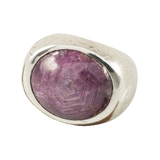 01_IHRSCHMUCK_Artikel_079_Edelsteinring aus 925er Sterlingsilber mit einem Saphir